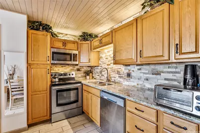 2240 Kuhio Avenue #2006, Honolulu, HI 96815 - Photo 1