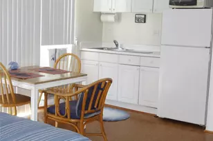 2572 Lemon Rd, Honolulu, HI 96815 - Photo 2