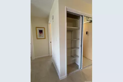 2140 Kuhio Avenue #911, Honolulu, HI 96815 - Photo 10