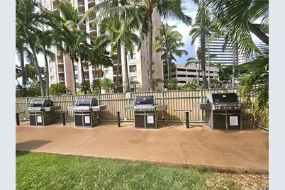 1090 Ala Napunani Street #316, Honolulu, HI 96818 - Photo 24