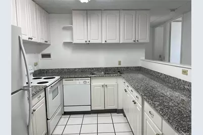1717 Ala Wai Boulevard #2107, Honolulu, HI 96815 - Photo 8