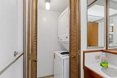 1040 Lunalilo Street #706, Honolulu, HI 96822 - Photo 6