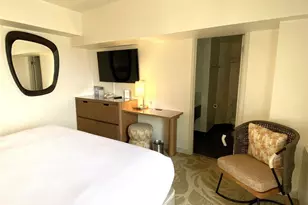 410 Atkinson Dr, Honolulu, HI 96814 - Photo 4