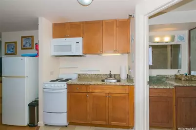 1700 Ala Moana Boulevard #1601, Honolulu, HI 96815 - Photo 12