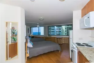 1700 Ala Moana Blvd, Honolulu, HI 96815 - Photo 6