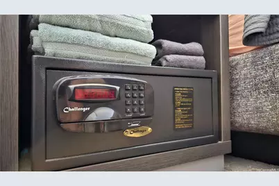 1850 Ala Moana Boulevard #222, Honolulu, HI 96815 - Photo 16