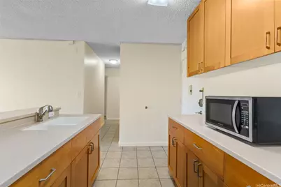 1050 Kinau Street #301, Honolulu, HI 96814 - Photo 4