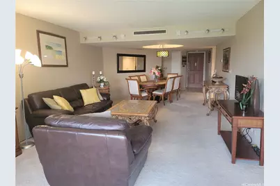 1860 Ala Moana Boulevard #1001, Honolulu, HI 96815 - Photo 2
