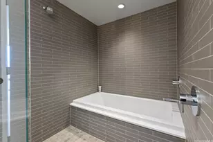 1001 Queen St, Honolulu, HI 96814 - Photo 14