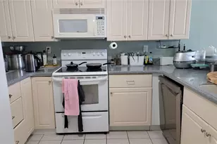 990 Ala Nanala St, Honolulu, HI 96818 - Photo 2