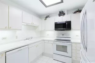 725 Kapiolani Blvd, Honolulu, HI 96813 - Photo 4