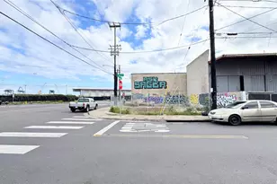 194 Kalihi St, Honolulu, HI 96819 - Photo 2