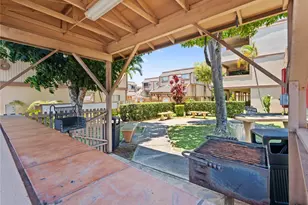 98-941 Moanalua Rd, Aiea, HI 96701 - Photo 22