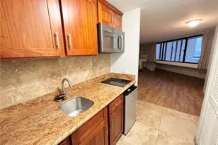 1700 Ala Moana Blvd, Honolulu, HI 96815 - Photo 6