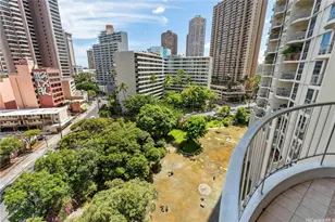 469 Ena Rd, Honolulu, HI 96815 - Photo 12