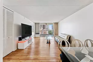 469 Ena Rd, Honolulu, HI 96815 - Photo 2