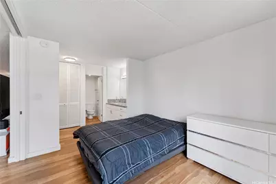 469 Ena Road #1111, Honolulu, HI 96815 - Photo 8