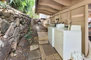 1708 Nakiu Pl, Honolulu, HI 96822 - Photo 24