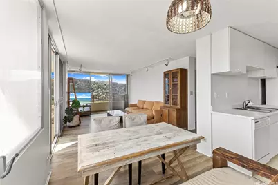 2825 S King Street #2504, Honolulu, HI 96826 - Photo 4