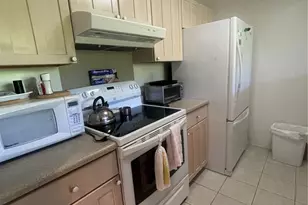 55 S Judd St, Honolulu, HI 96817 - Photo 14