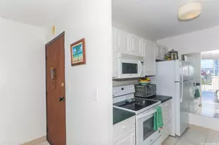 1925 Kalakaua Ave, Honolulu, HI 96815 - Photo 8