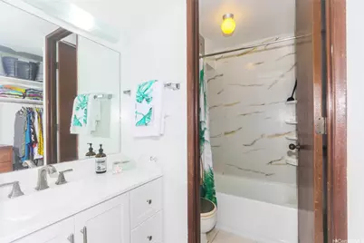 1925 Kalakaua Avenue #1004, Honolulu, HI 96815 - Photo 4