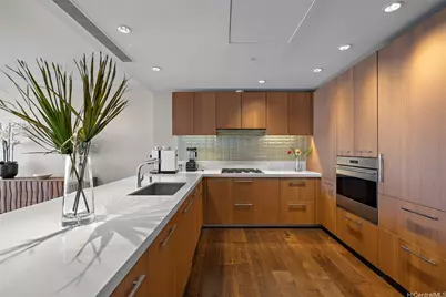 1555 Kapiolani Boulevard #900, Honolulu, HI 96814 - Photo 2