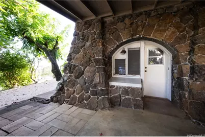 2626 Hillside Avenue, Honolulu, HI 96822 - Photo 8