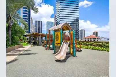 1200 Queen Emma Street #812, Honolulu, HI 96813 - Photo 18