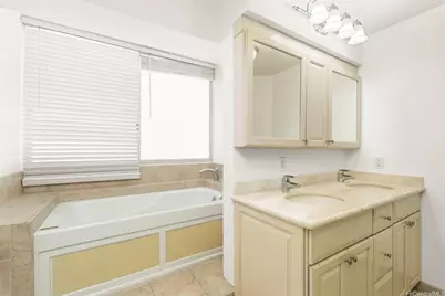 2547 Ala Wai Boulevard #1001, Honolulu, HI 96815 - Photo 12