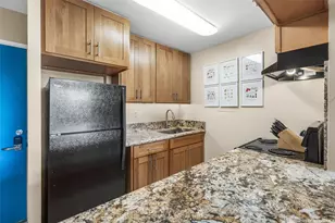 98-1038 Moanalua Rd, Aiea, HI 96701 - Photo 2