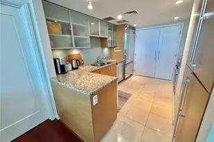 1177 Queen St, Honolulu, HI 96814 - Photo 6