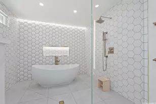 1016 Laukupu Wy, Honolulu, HI 96825 - Photo 14