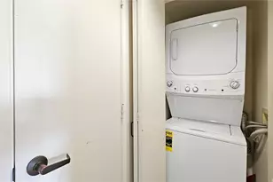 3075 Ala Poha Pl, Honolulu, HI 96818 - Photo 14