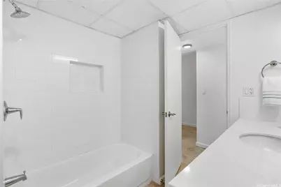 1650 Ala Moana Boulevard #1101, Honolulu, HI 96815 - Photo 18