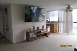 2724 Kahoaloha Ln, Honolulu, HI 96826 - Photo 8