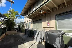 2908 Varsity Cir, Honolulu, HI 96826 - Photo 8