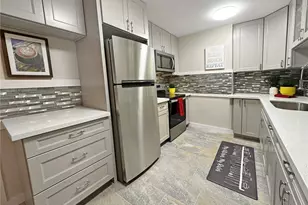 1610 Kanunu St, Honolulu, HI 96814 - Photo 4