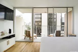 364 Seaside Ave, Honolulu, HI 96815 - Photo 2