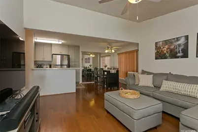585 Mananai Place #26W, Honolulu, HI 96818 - Photo 4