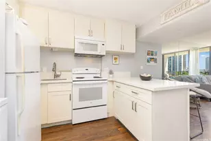 739 Hausten St, Honolulu, HI 96826 - Photo 8