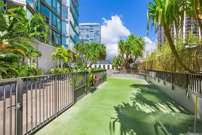 1001 Queen Street #1801, Honolulu, HI 96814 - Photo 22