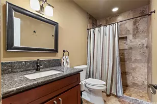 606 Koko Isle Cir, Honolulu, HI 96825 - Photo 12