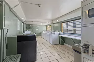 2211 Ala Wai Blvd, Honolulu, HI 96815 - Photo 14