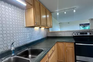 1060 Kamehameha Hwy, Pearl City, HI 96782 - Photo 4