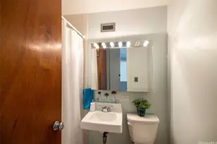 1511 Nuuanu Ave, Honolulu, HI 96817 - Photo 14