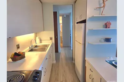 1511 Nuuanu Avenue #724, Honolulu, HI 96817 - Photo 8