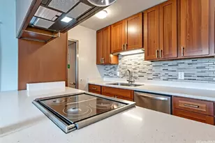 3045 Ala Napuaa Pl, Honolulu, HI 96818 - Photo 10