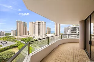 1910 Ala Moana Blvd, Honolulu, HI 96815 - Photo 4
