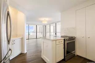 1910 Ala Moana Blvd, Honolulu, HI 96815 - Photo 10